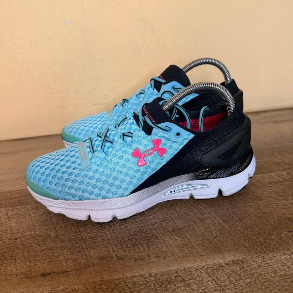 Size 9.5 women’s Under Armour Speedform Gemini 2 running shoes